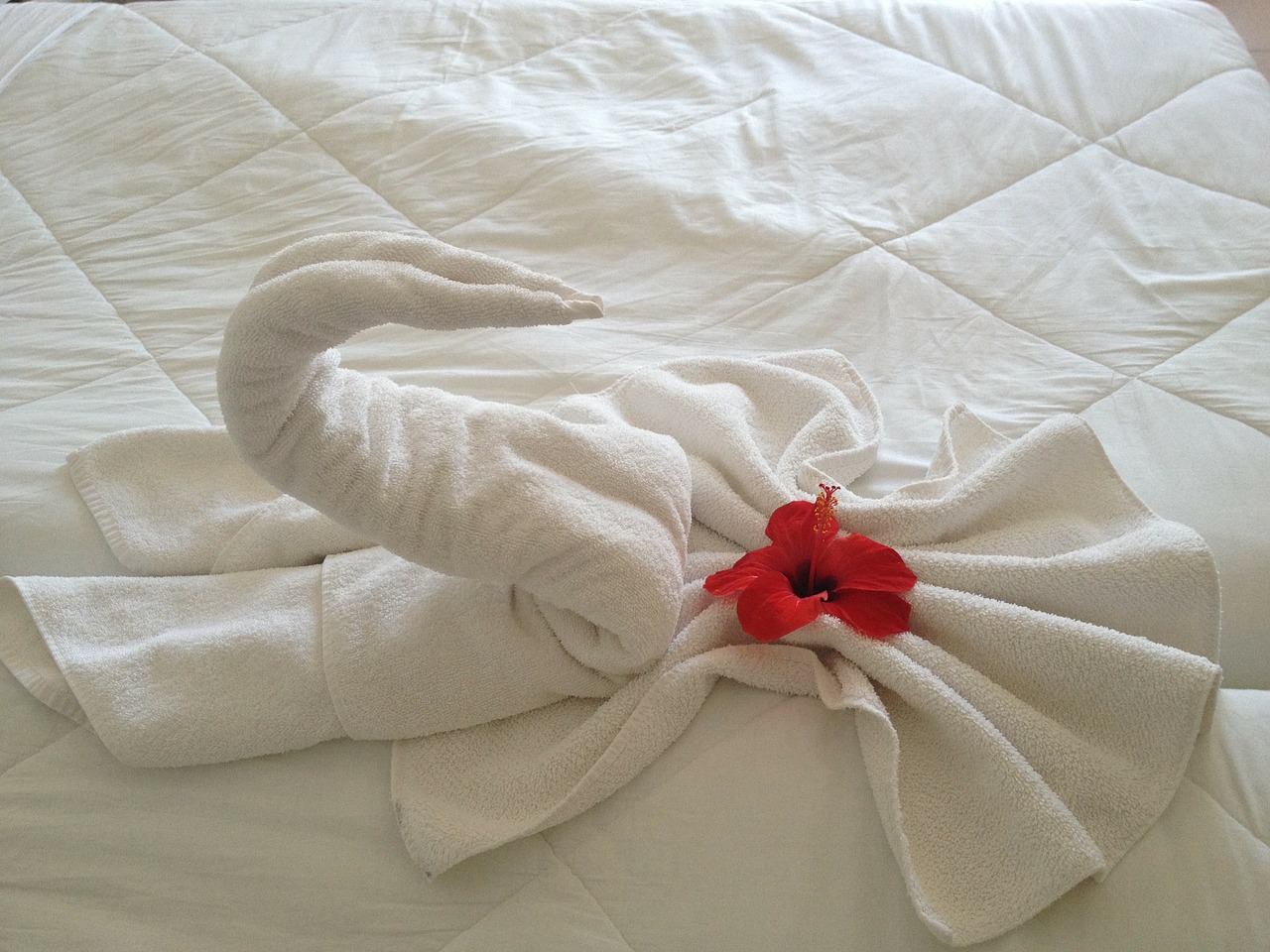 Pliage de serviette à la Marie Kondo en 4 idées + vidéo